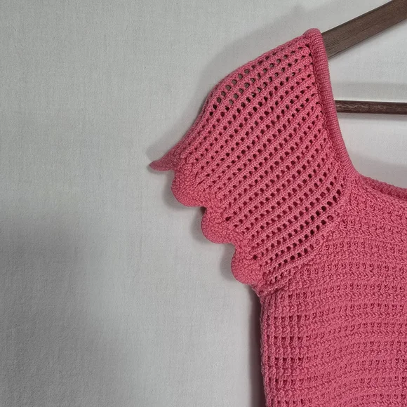 Forever 21 Pink Crocheted Cropped Top Size Large Front Button Accents Boho Y2K - Picture 4 of 10